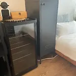 Apartment Mit Kuechenzeile, Stadtnah & Kostenlos Parken